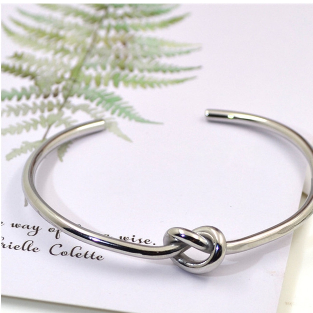 Minimalist silver knot bracelet